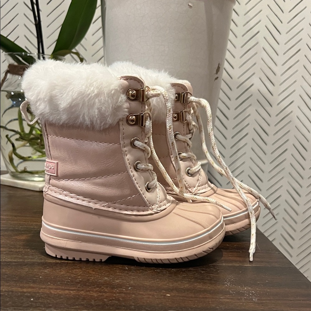 London Fog Pink and White Kids Boots